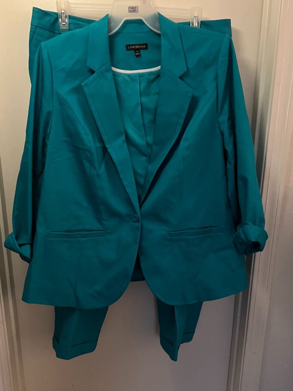 Lane Bryant Pants Suit in Vibrant Teal. Blazer W 22 and Pants W 18
